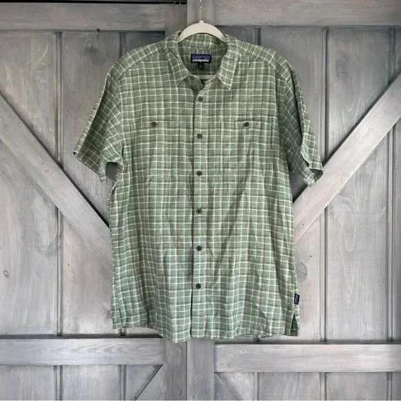Patagonia 'Back Step' Regular Fit Check Short Sleeve Sport Shirt Medium - Picture 2 of 7